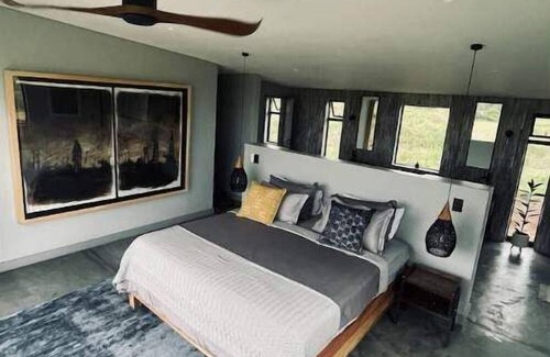 Bouvet Island House | Spacious modern farmhouse on 16 hectares
