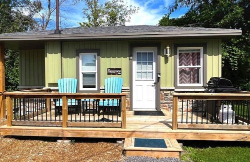 Bloomfield House | The Waupoos: Cozy Couple's Getaway in PEC