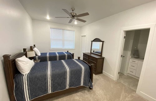 Starkville Condo | Quiet, family-sized condo less than 2 miles from University!