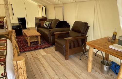 Pray RV Rental | Glamping tent in Paradise Valley only 27 miles from Yellowstone National Park