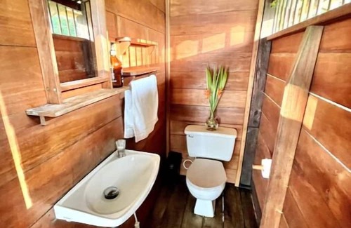 Nuqui House | Maison Familiale vue sur mer Proche de Termales