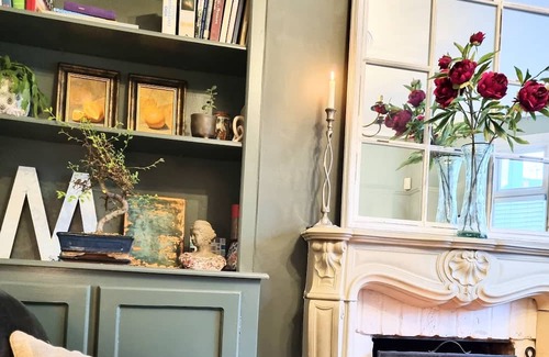 Mortlake House | Richmond Parkside escape. Amazing family house in safe and leafy London.