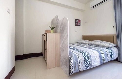 West District Apartment | Relax Traveler Home