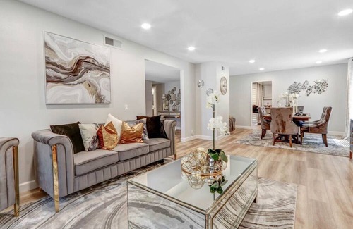 Westminster House | Cheerful 4-Bedroom Home with Indoor Fireplace