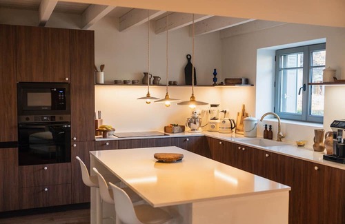 Noyers-sur-Cher House | Les Biches, family home for 4 to 10 people, a stone's throw from Beauval Zoo