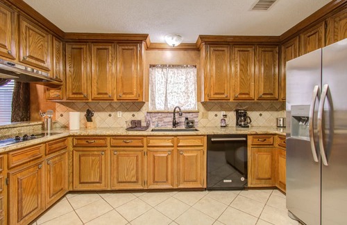 Klein House | Charming and Delightful 4 BR W/A Pool