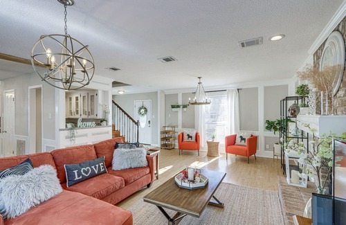 Klein House | Spacious Spring Retreat w/ Heated Pool & Spa!