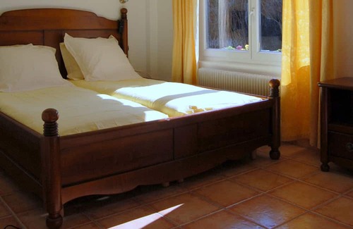 Suresnes Ski Chalet | Chalet 'Mont Valérien' with Wi-Fi