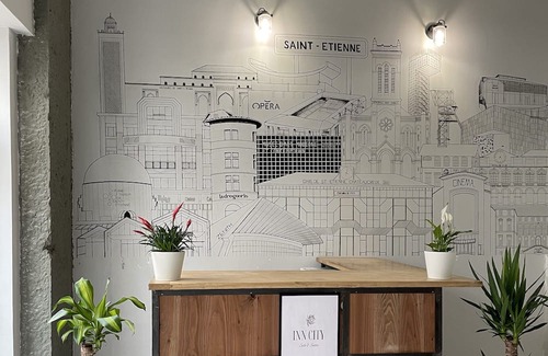 Jacquard - Prefecture Hotel | Silk & Suites City Center