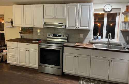 Halfway House | Year-Round Recreation Guest House