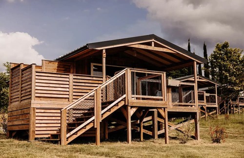 Coux-et-Bigaroque-Mouzens Ski Chalet | Camping Inspire Villages Séveilles - Signature Spa Chalet 3 Rooms 4 People Air Conditioned