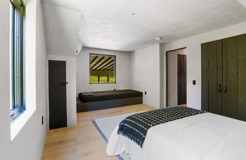 Woodstock House | Woodstock Oasis 3 br 3 bath pool, monthly
