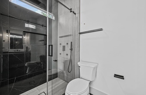 Dallas Villa | StayRoman Dallas Executive Rental