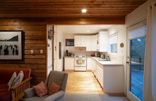 Alpine Meadows Cabin | Cozy 1970's Ski Cabin in Whistler, close to Whistler Village and ski lifts
