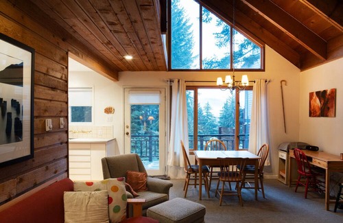 Alpine Meadows Cabin | Cozy 1970's Ski Cabin in Whistler, close to Whistler Village and ski lifts