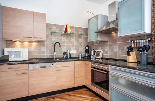 Durach Apartment | Apartment 'Ferienwohnung Im Allgäu' with Mountain View and Wi-Fi