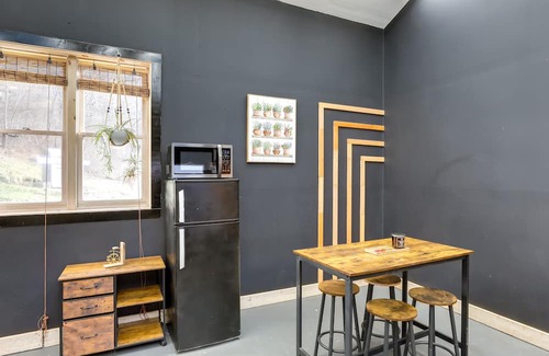 Vilas Cottage | Inviting Vilas Cottage: 9 Mi to Downtown Boone!