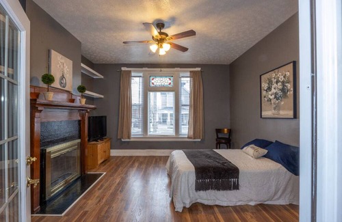 Latonia House | Shining Stars Vacations:Near CVG Airport, Cincinnati, OH. All Travelers, Family