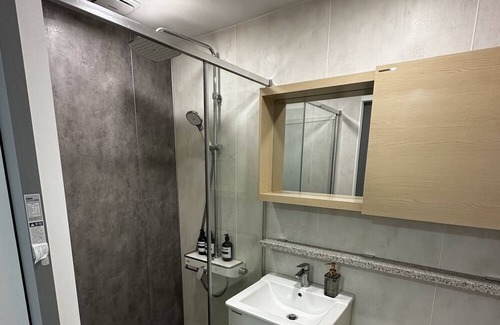 Seongsan House | Spacious and Luxurious Home near Seongsan Ilchulbong/Aquaplanet/Udo