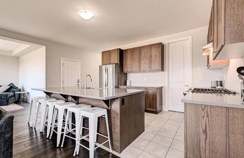 Downsview House | Downsview Park Private Bedroom B