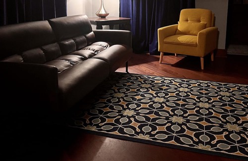 La Crosse House | Drift Inn & Be Our Guest!