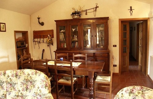 Piancastagnaio Villa | Typical Tuscan farmhouse with private pool