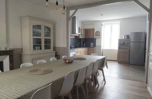Argenton-sur-Creuse Cottage | Gite Argenton-sur-Creuse, 6 bedrooms, 15 persons