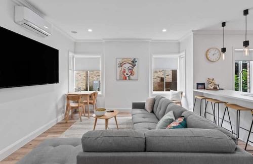 Redan House | Vintage Charm meets Modern Comfort