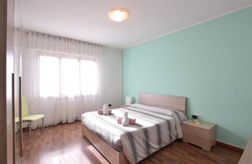 Lamon Apartment | Look forward to a wonderful view of the countryside in this vacation apartment.