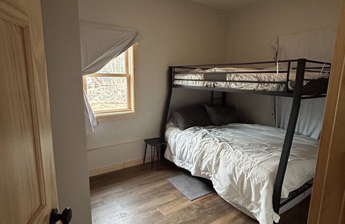 Cornucopia Cabin | Lake house near 100s of miles of ATV/Snowmobile trails. 20 mins to Bayfield.