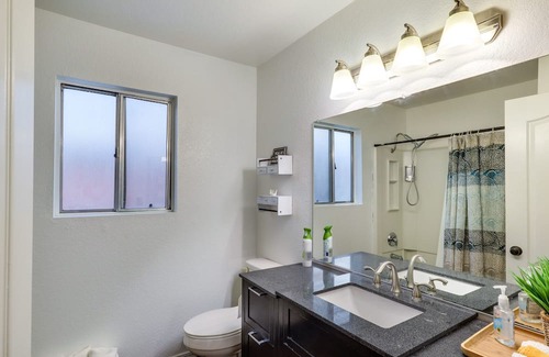 Laughlin House | Laughlin Retreat w/ Pool: 2 Mi to Big Bend!