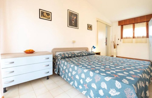 Lignano Sabbiadoro Villa | Cozy and welcoming single house with private garden by Beahost Rentals