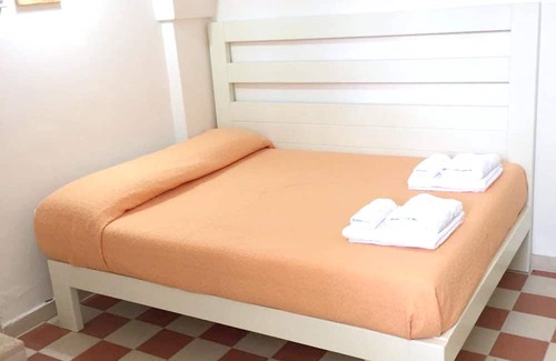 Laureto Apartment | Homerez - Apartement 9 km away from the beach for 4 ppl. with shared pool