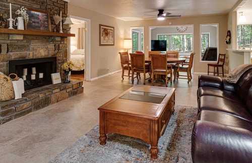 Hot Springs Village House | Relax and Recharge in the Village!