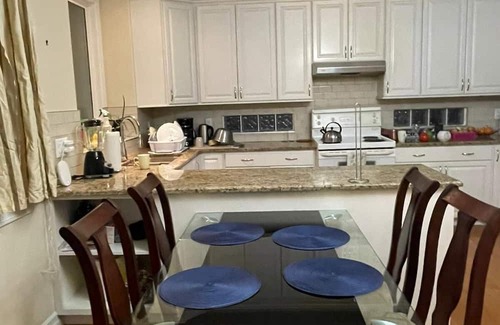 Northeast Edmonton House | Bright and airy modern home in historic Highlands neighbourhood