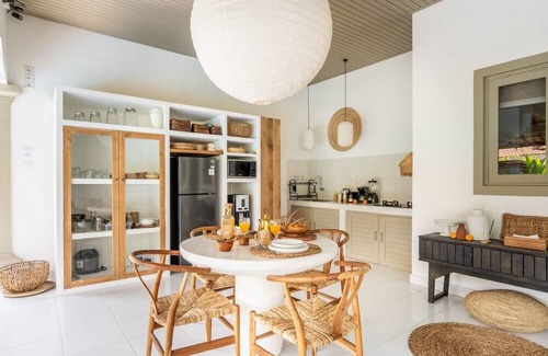 Sunset Road Villa | Mona, Unique 1Br Villa in Seminyak
