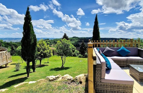 Clairac Cabin | Domaine de Pech et Lafon. Cabanes avec SPA privatif