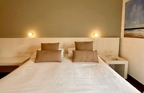 Reggio Calabria Bed & Breakfast | Feel at home Just a short walk from the museum, lido station and harbor.