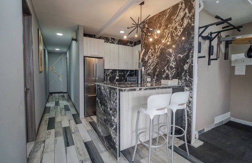 La Candelaria Apartment | Luxury Suite - Rooftop, Jacuzzi & Balcony