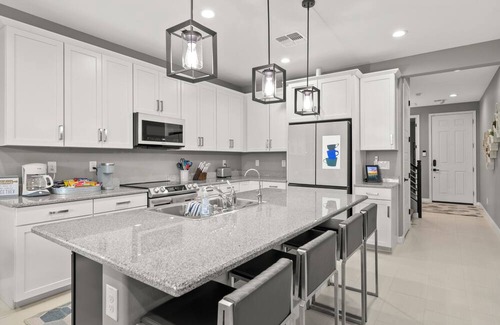 Maricopa House | Modern Maricopa home with saltwater pool