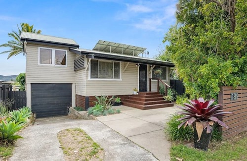 South Murwillumbah House | Tweed River Waterfront Cottage