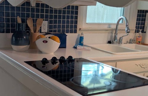 Dublin House | Charming 3-bedroom, 2-bath house with lovely Koi pond located in Dublin, GA