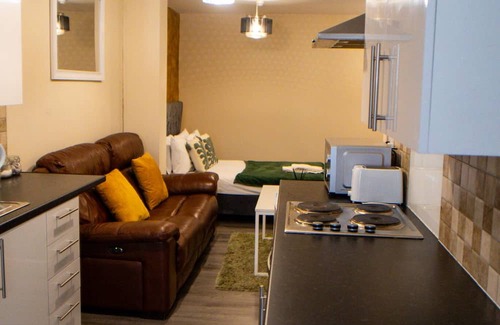 Huddersfield Apartment | Firdaus Central Huddersfield - Studio No.10