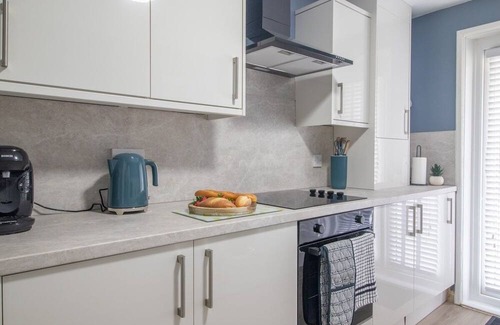 Dreghorn House | Corsehill Cottage - 3 Bedroom, 2 Bathroom House