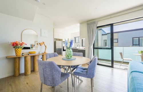 Torbay House | Lovely 3-BR Home in Long Bay Near Beaches & Albany