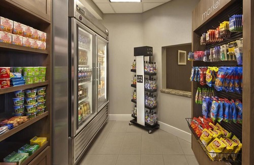 Avon Apartment | Comfort and Convenience! 4 Cozy Units w/Free Breakfast and Parking!