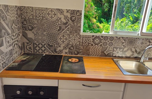 Trois-Rivieres House | Top of villa with pool between sea and mountains 3min from the beach