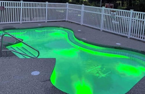 West Lebanon House | NEW - Mins to Loon Mtn - Trailheads - Sauna - Pool