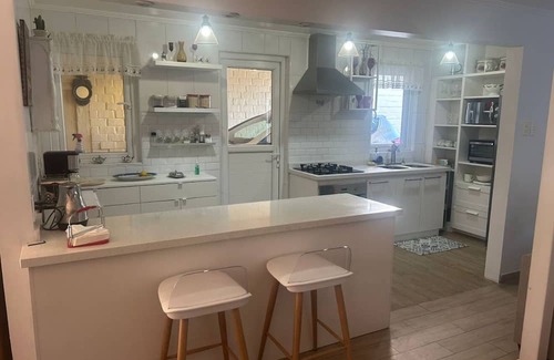 Vitacura House | 3-bedroom remodeled Home in Vitacura Close to everything