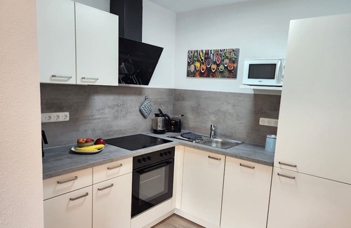 Iphofen Apartment | Holiday Apartment '5 Traminer' with Mountain View, Shared Terrace and Wi-Fi